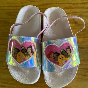 Girls size 9/10 princess sandals